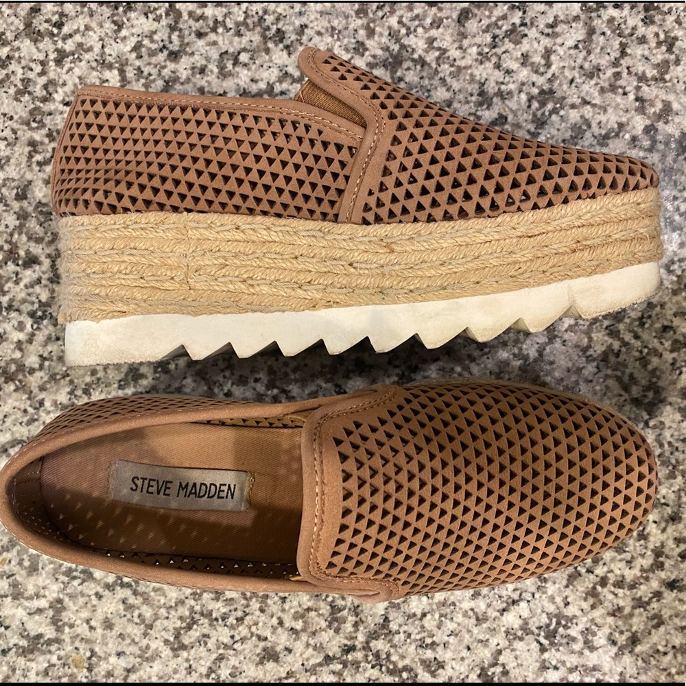 Steve Madden Espadrille Slip on sneaker size 7